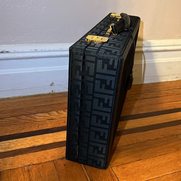 SALE!! Fendi unisex FF jacquard logo monogram jewlery trunk briefcase bag - Picture 6 of 15